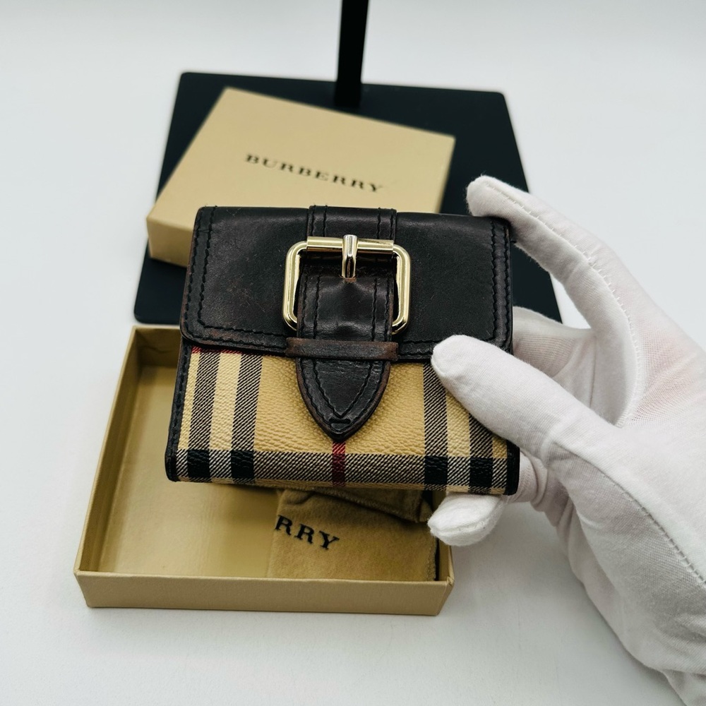 Burberry Nova Plaid Leather Wallet - Picture 2 of 13
